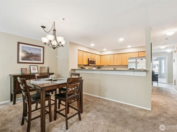 2001 120th Place SE 2204, Everett WA 98208