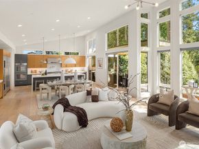 9222 116th Avenue NE, Kirkland WA 98033