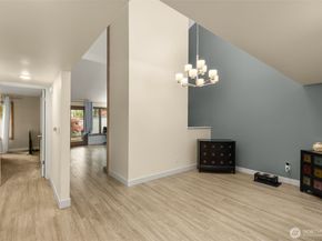 14226 NE 2nd Place 65, Bellevue WA 98007