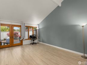 14226 NE 2nd Place 65, Bellevue WA 98007