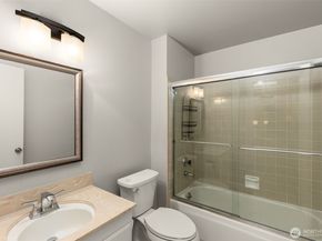 14226 NE 2nd Place 65, Bellevue WA 98007