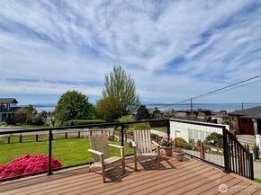 3228 57th Avenue SW, Seattle WA 98116