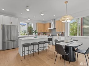 2220 A NW 62nd Street, Seattle WA 98107