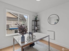 2220 A NW 62nd Street, Seattle WA 98107