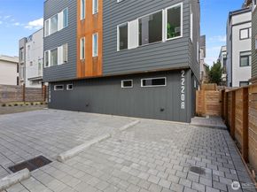 2220 A NW 62nd Street, Seattle WA 98107