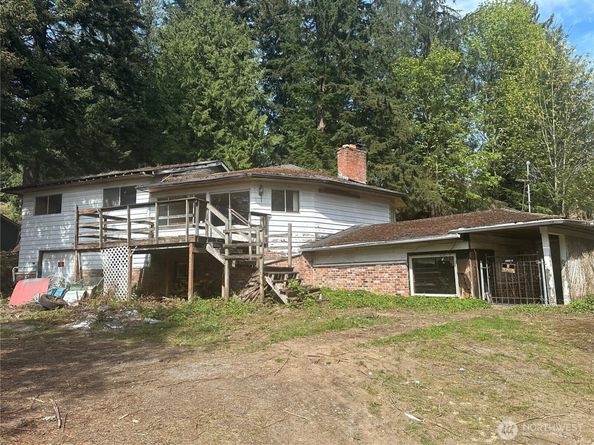 1307 N Lake Stickney Drive, Lynnwood WA 98087