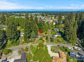 1307 N Lake Stickney Drive, Lynnwood WA 98087