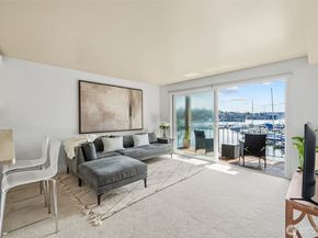 65 Kirkland Avenue 202, Kirkland WA 98033