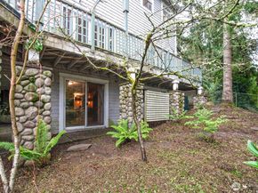 12117 Clearview Drive, Edmonds WA 98026