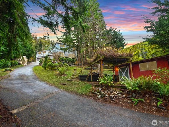 12117 Clearview Drive, Edmonds WA 98026