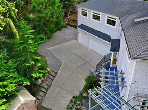 12117 Clearview Drive, Edmonds WA 98026