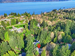 12117 Clearview Drive, Edmonds WA 98026