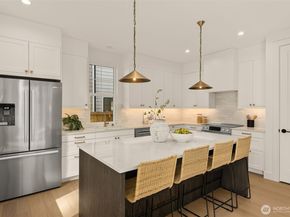 11608 NE 92nd Street, Kirkland WA 98033