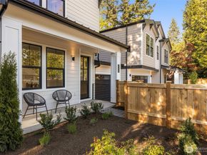11608 NE 92nd Street, Kirkland WA 98033