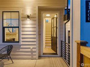 11608 NE 92nd Street, Kirkland WA 98033