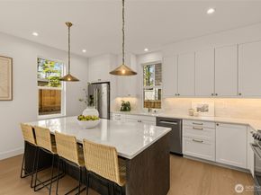 11608 NE 92nd Street, Kirkland WA 98033