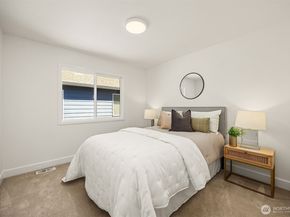 1032 272nd Place SE, Sammamish WA 98075