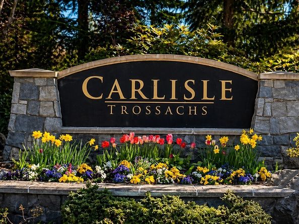 1032 272nd Place SE, Sammamish WA 98075