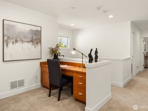 1032 272nd Place SE, Sammamish WA 98075