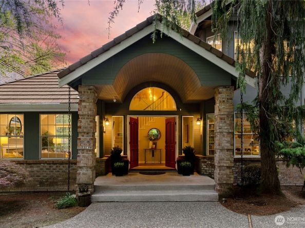 14124 229th Drive SE, Issaquah WA 98027