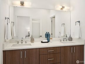 170 107th Court SE, Bellevue WA 98004