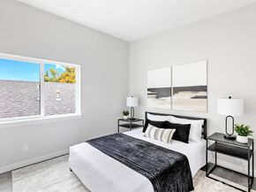 6025 47th Avenue S A, Seattle WA 98118