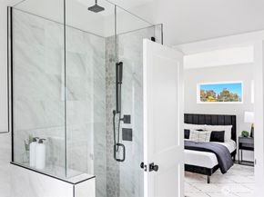 6025 47th Avenue S A, Seattle WA 98118