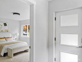 6025 47th Avenue S A, Seattle WA 98118
