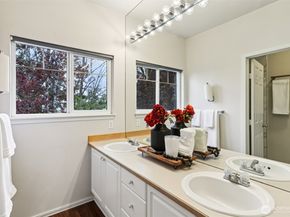 441 S 51st Court, Renton WA 98055