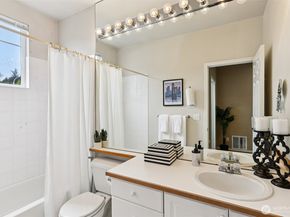 441 S 51st Court, Renton WA 98055