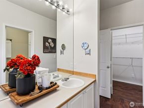 441 S 51st Court, Renton WA 98055