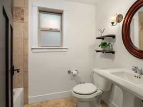 8505 NE 123rd Place, Kirkland WA 98034