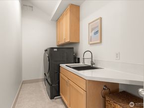 2290 140th Way SE, Bellevue WA 98007