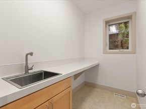 2290 140th Way SE, Bellevue WA 98007