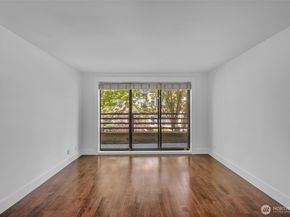 3401 Wallingford Avenue N 210, Seattle WA 98103