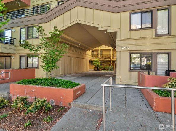 3401 Wallingford Avenue N 210, Seattle WA 98103