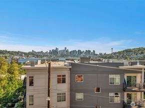 3401 Wallingford Avenue N 210, Seattle WA 98103