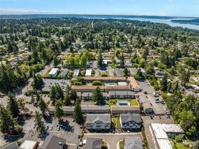 115 SW 181st Place, Normandy Park WA 98166