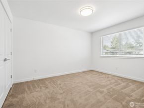 115 SW 181st Place, Normandy Park WA 98166
