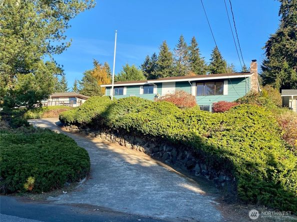 3700 Harbel Drive NE, Bremerton WA 98310