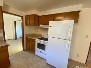 3700 Harbel Drive NE, Bremerton WA 98310