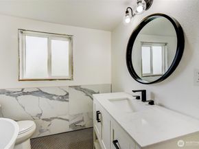 12105 20th St NE, Lake Stevens WA 98258