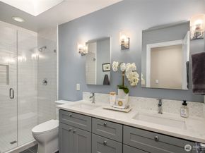 8042 243rd Place NE, Redmond WA 98053