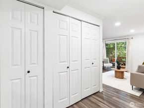 12009 100th Avenue NE 2, Kirkland WA 98034