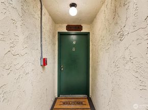 12009 100th Avenue NE 2, Kirkland WA 98034