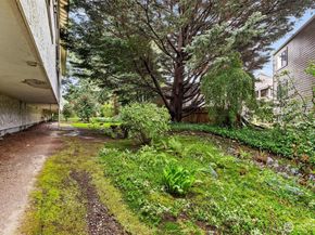 12009 100th Avenue NE 2, Kirkland WA 98034
