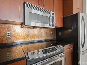 1026 NE 65th Street A302, Seattle WA 98115
