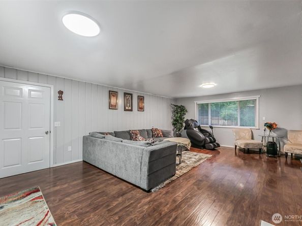 4736 164th, Tukwila WA 98188