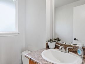 826 Maplewood Avenue, Kent WA 98030