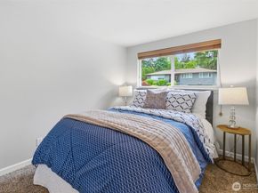 826 Maplewood Avenue, Kent WA 98030